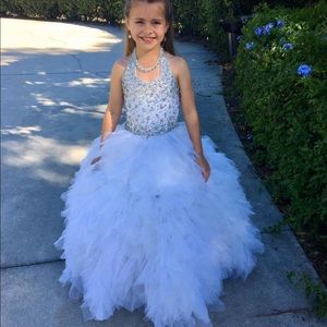 Gorgeous white formal/pageant dress girls 6-8
